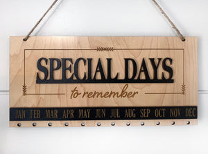 Gifts SPECIAL Days to Remember Calendar Sign Board in Oak or Black, Plain Write-On Circles
