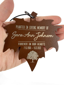 Memorial Tree Dedication Plaque, Personalized Tree Marker Sign, Maple Leaf Metal Adjustable Custom Tree Tag in Memory of a Loved One